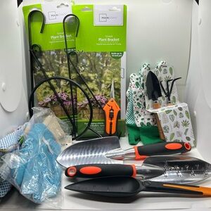 All new large gardening bundle! 🌱 ♥️
